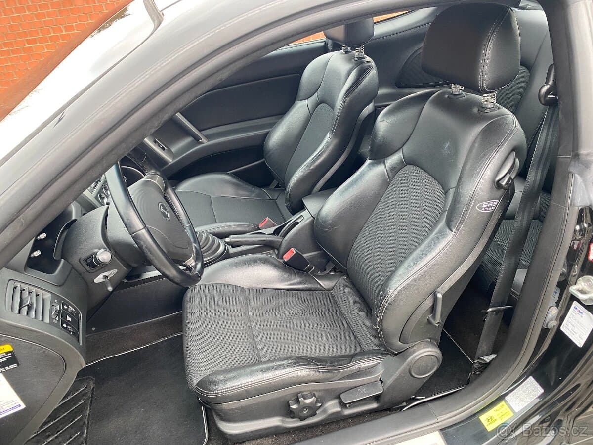 Hyundai COUPE - 12