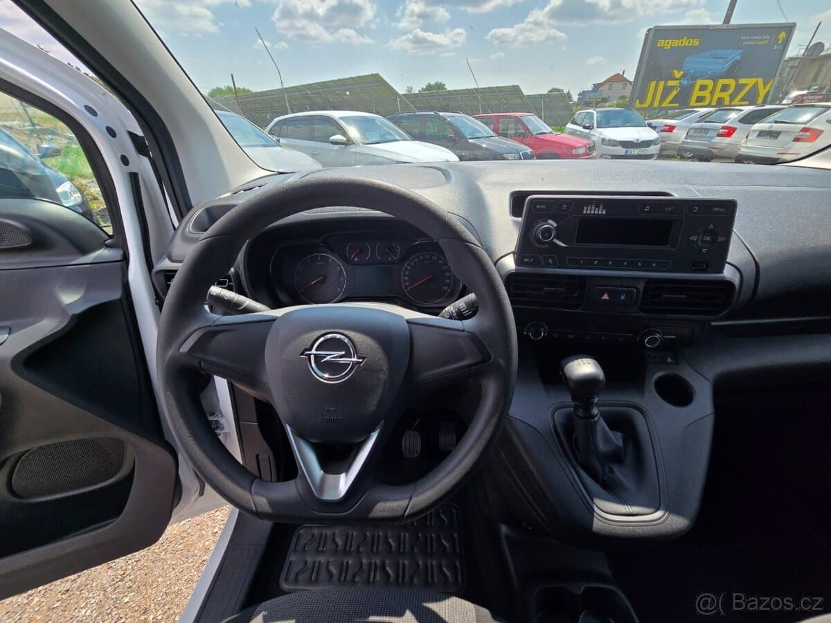 2020 Opel COMBO - 12
