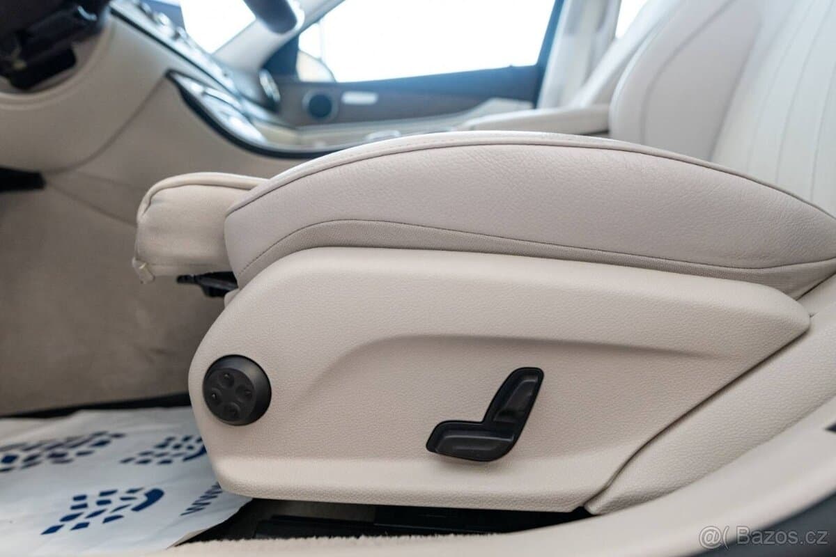 2018 Mercedes-Benz OSTATNÍ - 12