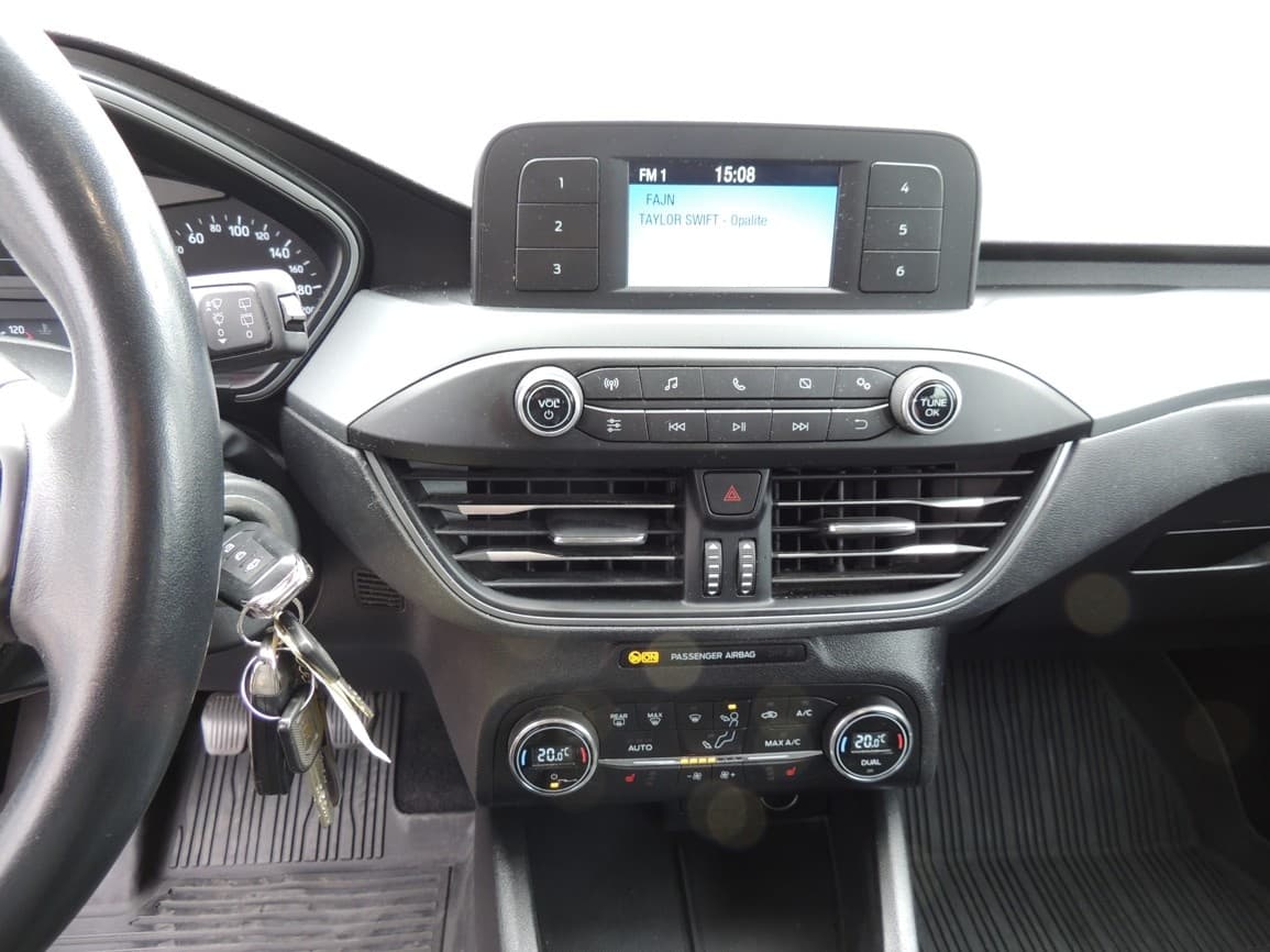 2019 Ford FOCUS - 12