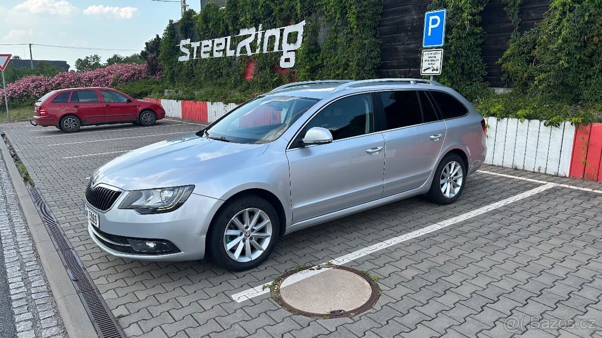 2015 Škoda SUPERB - 12