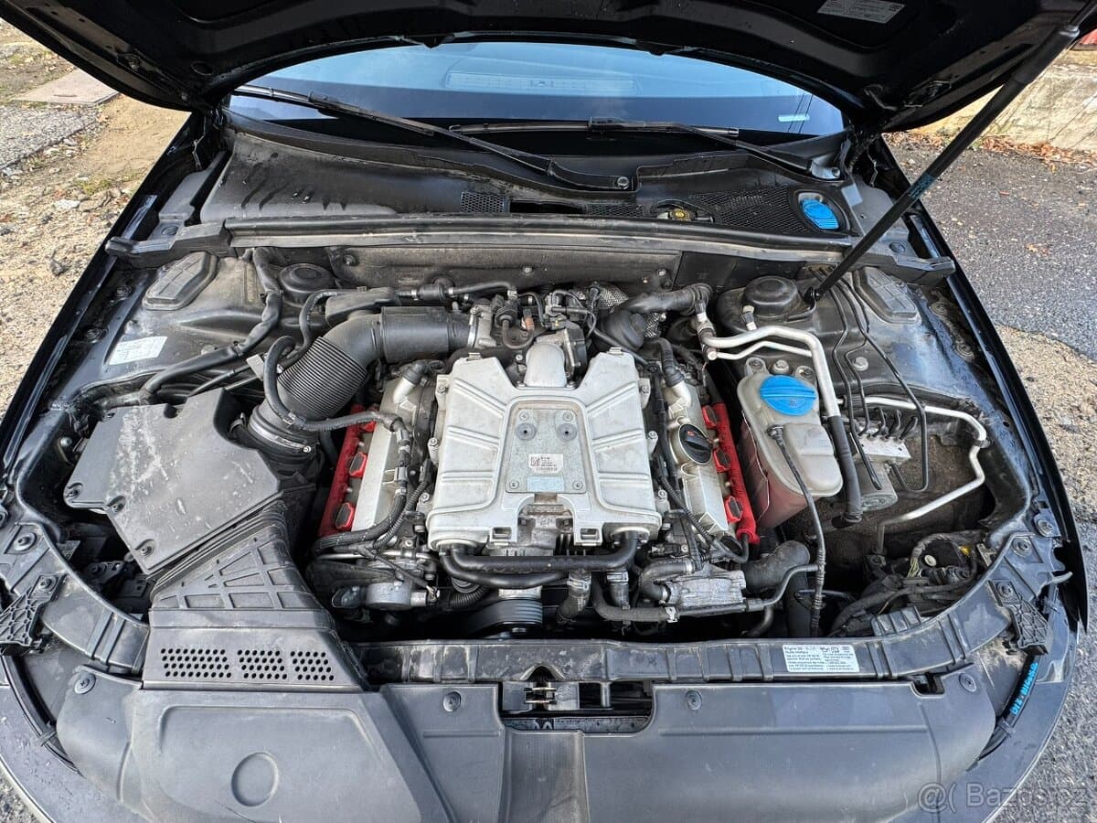2013 Audi S4 - 12