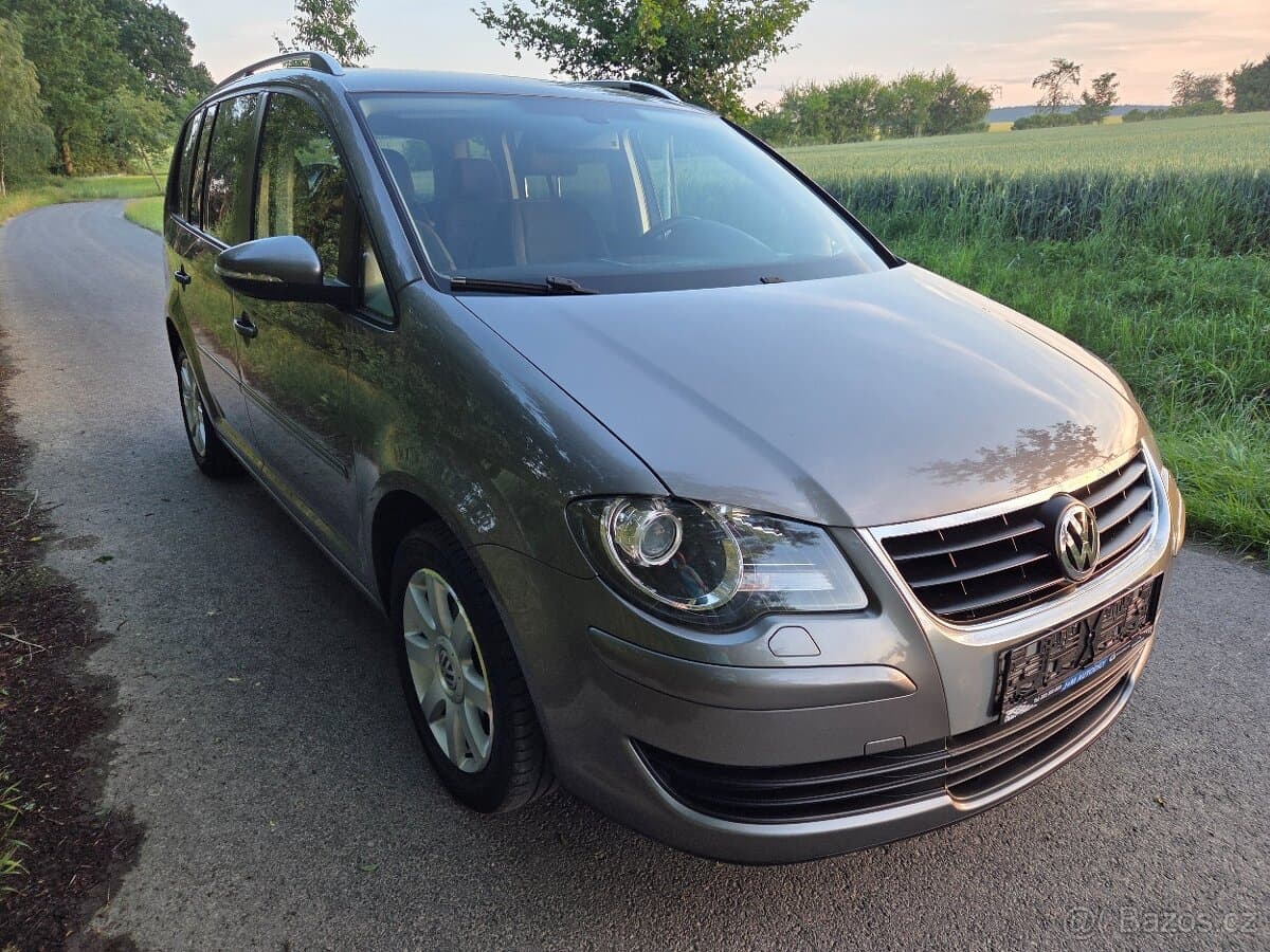 2010 Volkswagen TOURAN - 12