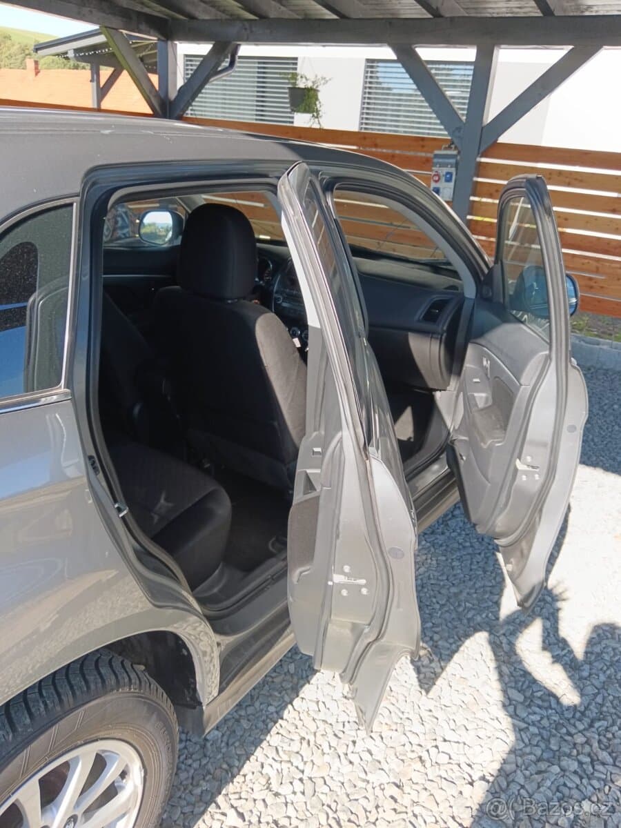 2012 Mitsubishi ASX - 12