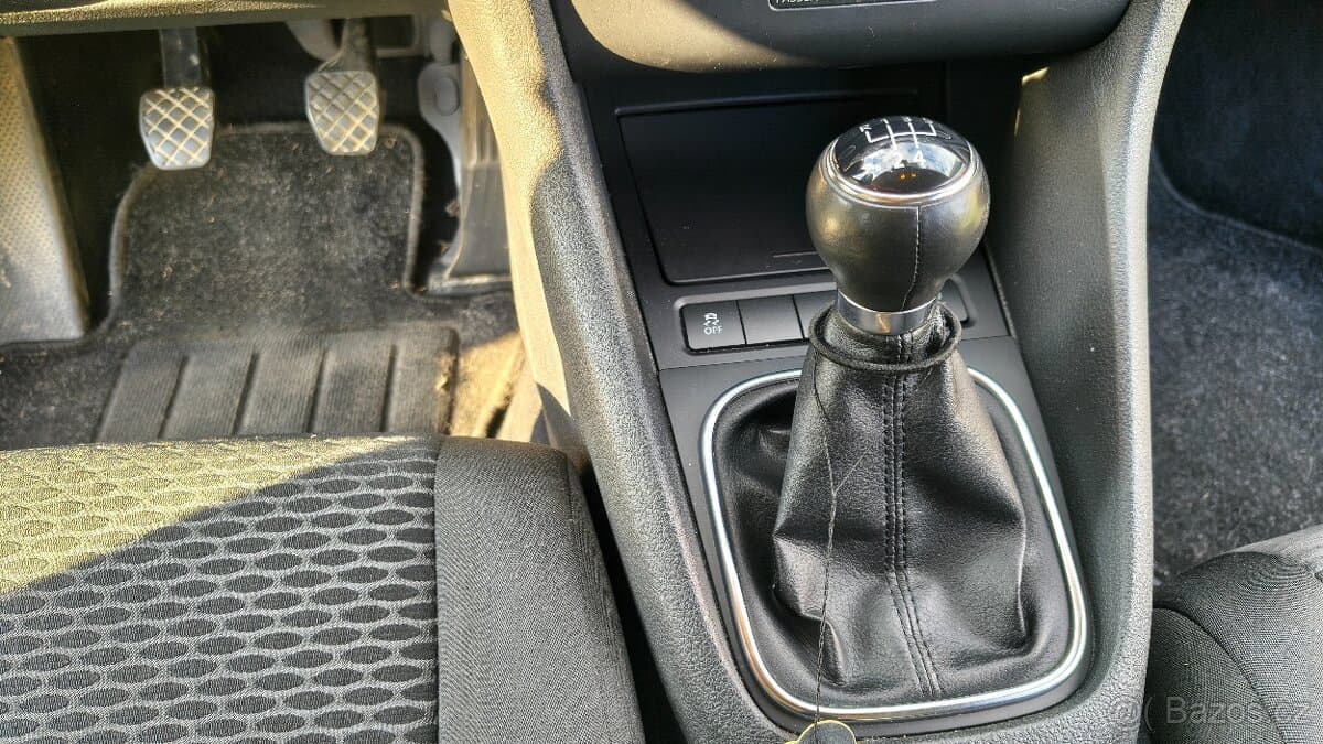 2013 Volkswagen GOLF - 12