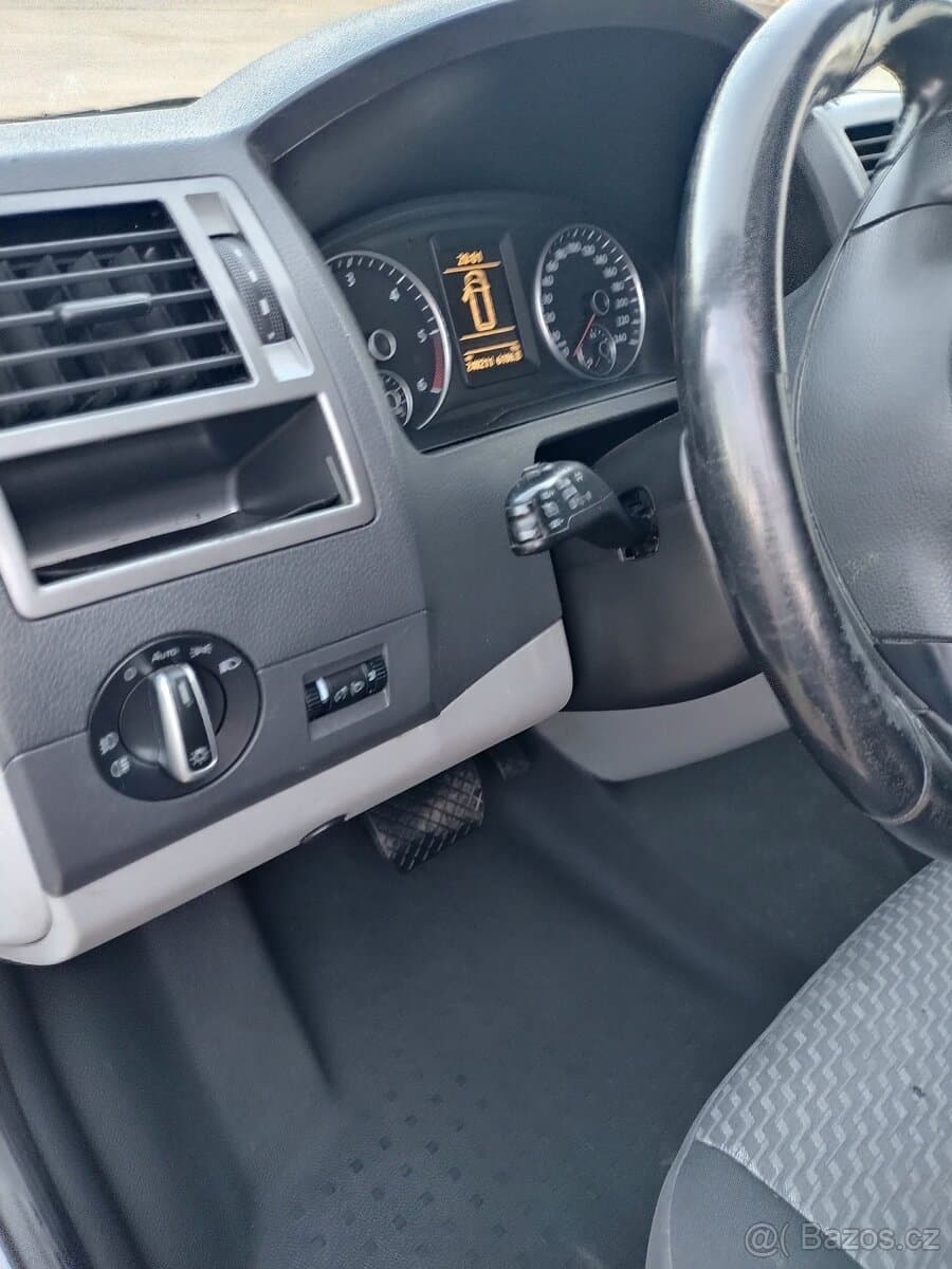 2015 Volkswagen TRANSPORTER - 12