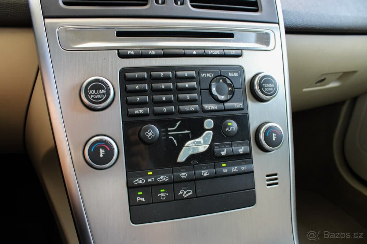 2009 Volvo XC60 - 12
