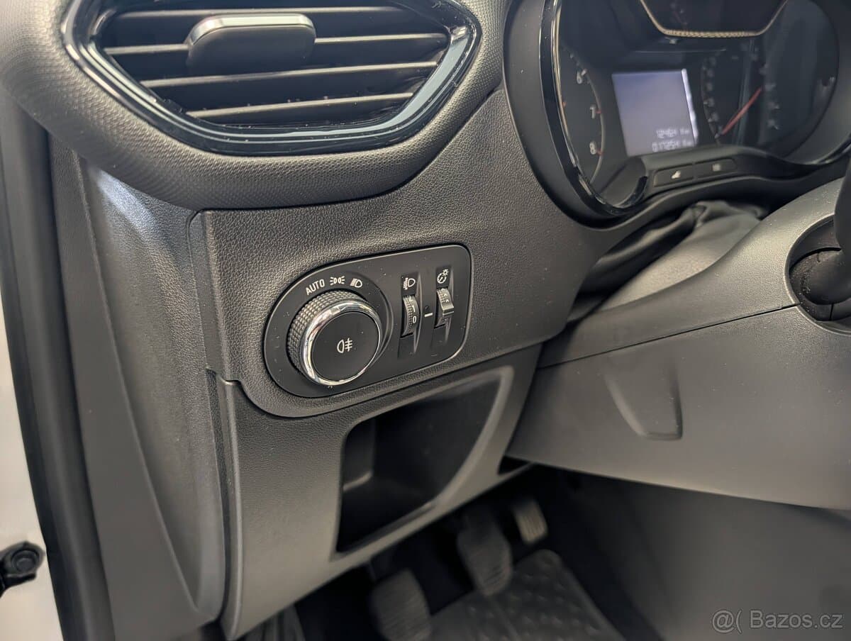2021 Opel CROSSLAND - 12