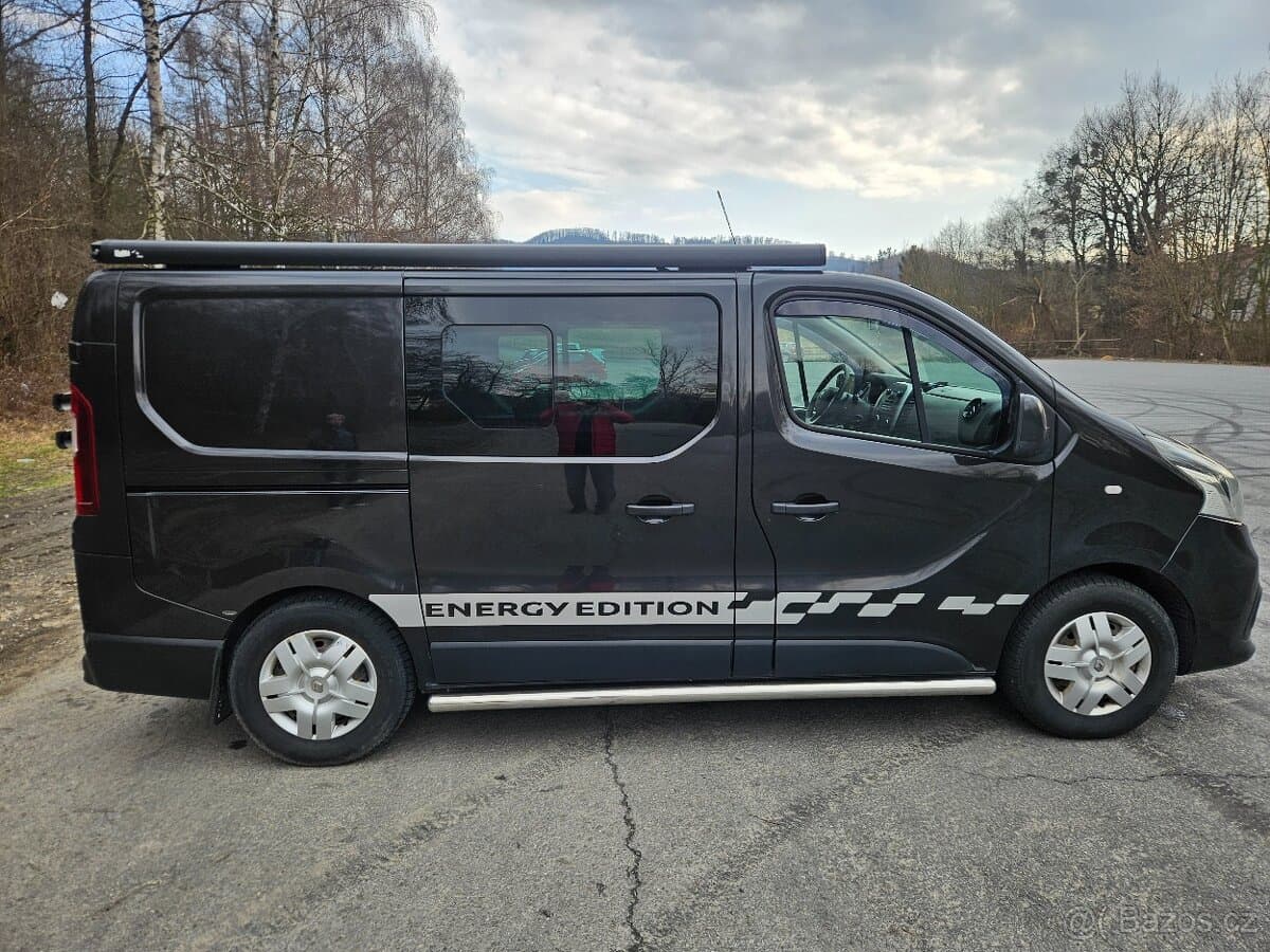 2015 Renault TRAFIC - 12