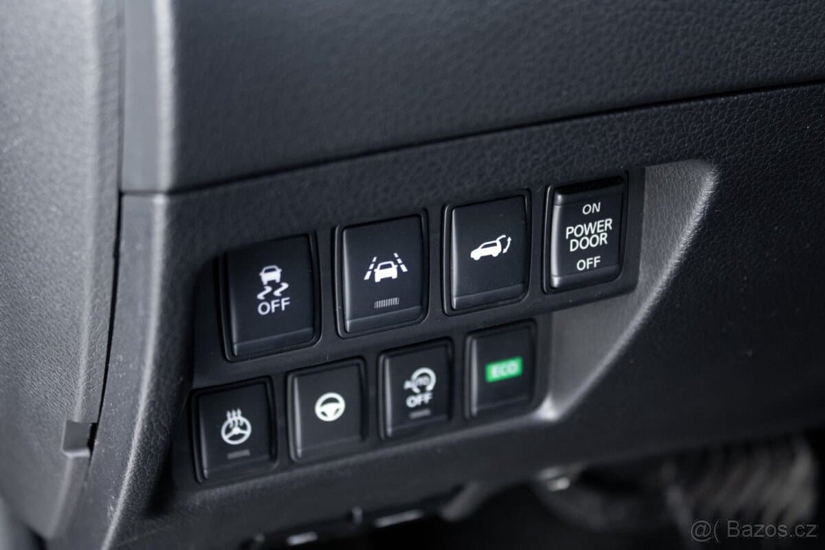2019 Nissan X-TRAIL - 12