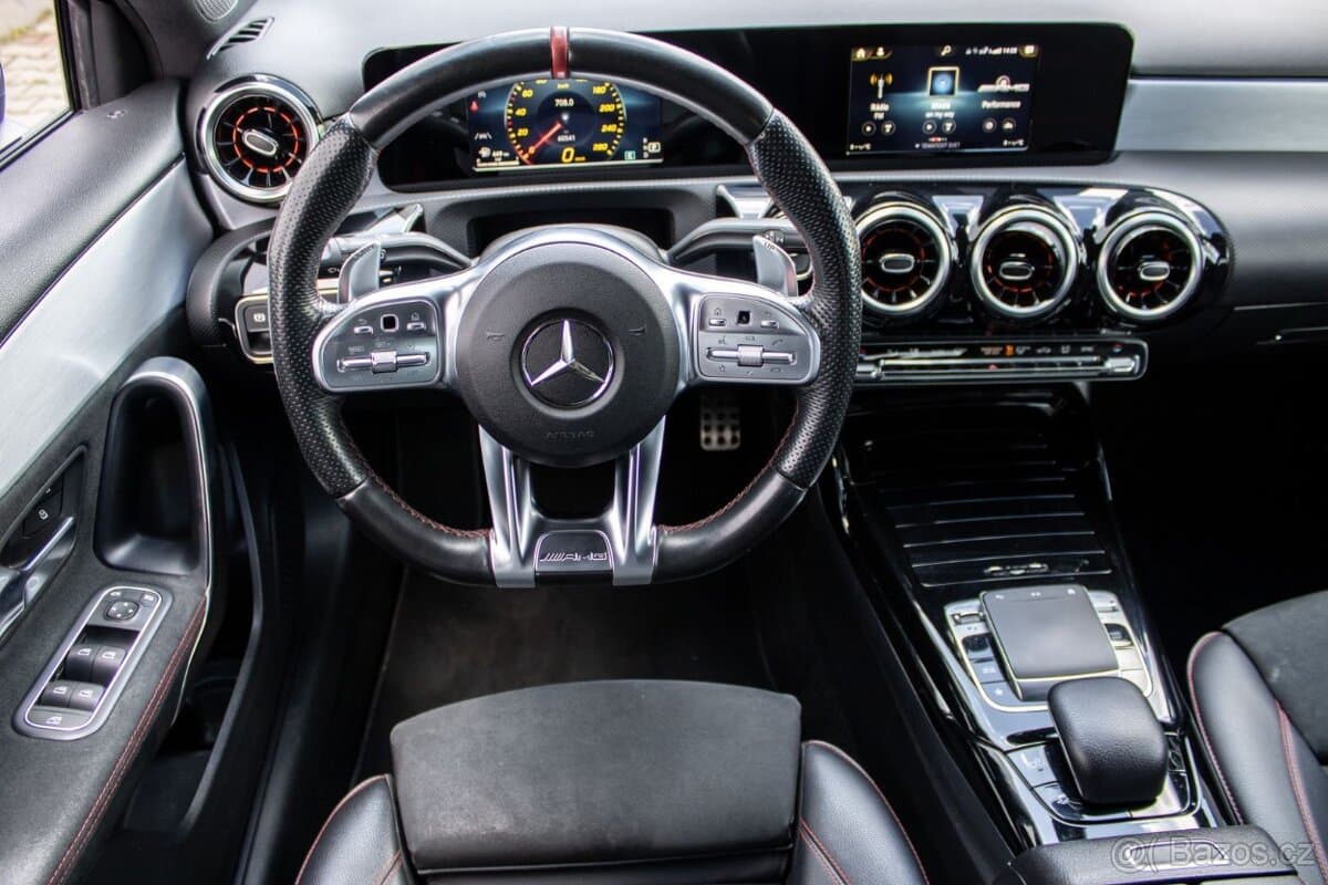2019 Mercedes-Benz OSTATNÍ - 12