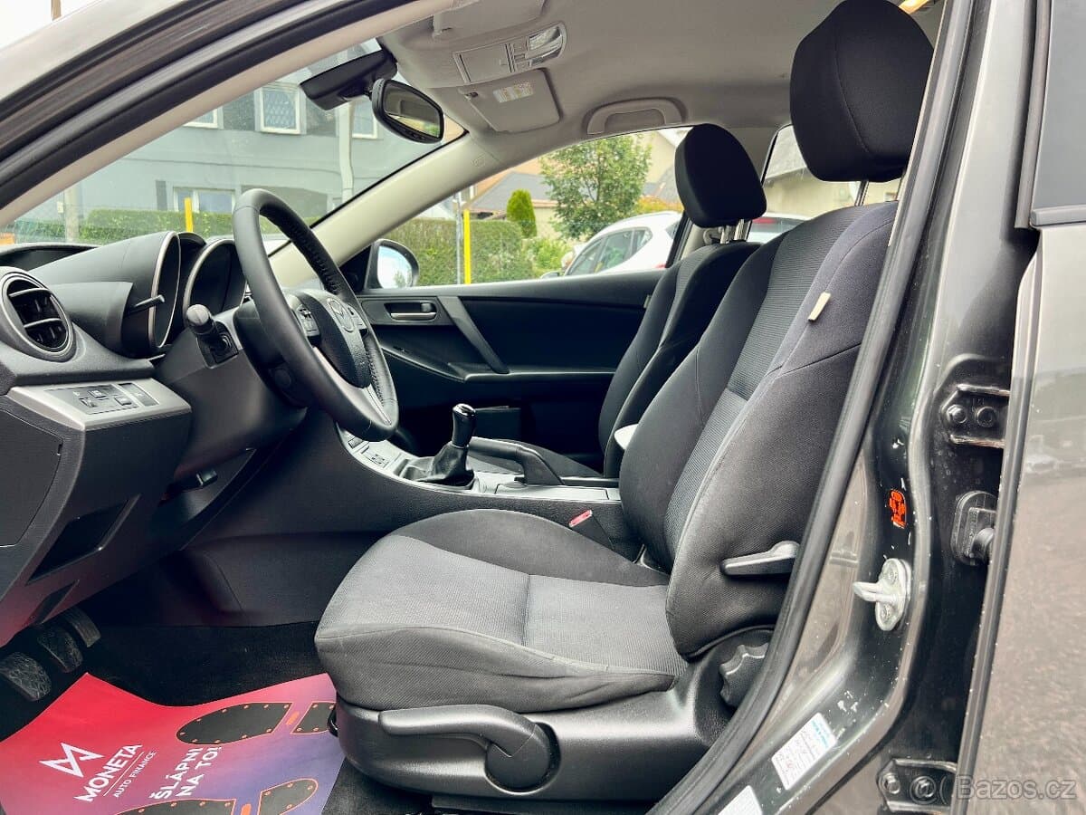 2009 Mazda 3 - 12