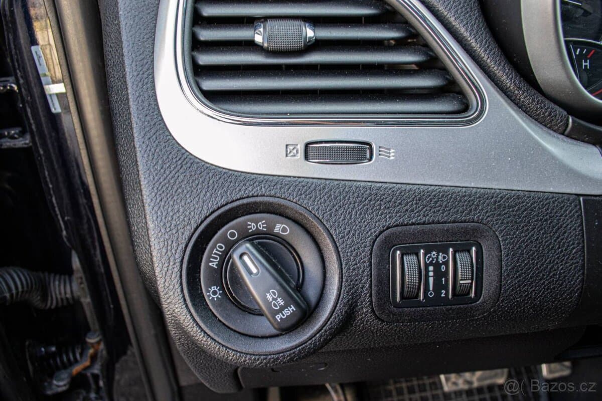 2012 Fiat FREEMONT - 12