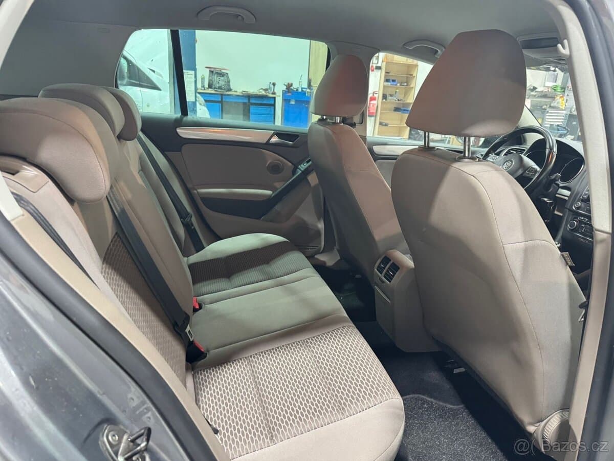 2012 Volkswagen GOLF - 12