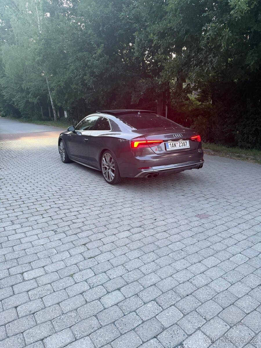 2018 Audi S5 - 12