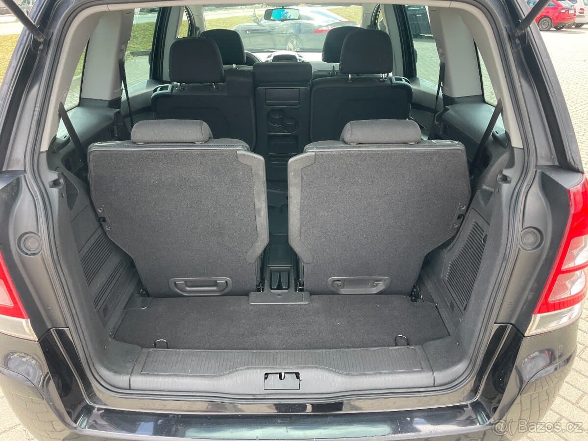2011 Opel ZAFIRA - 12
