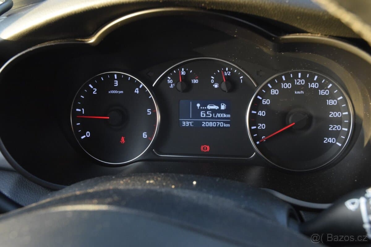 2014 Kia CARENS - 12