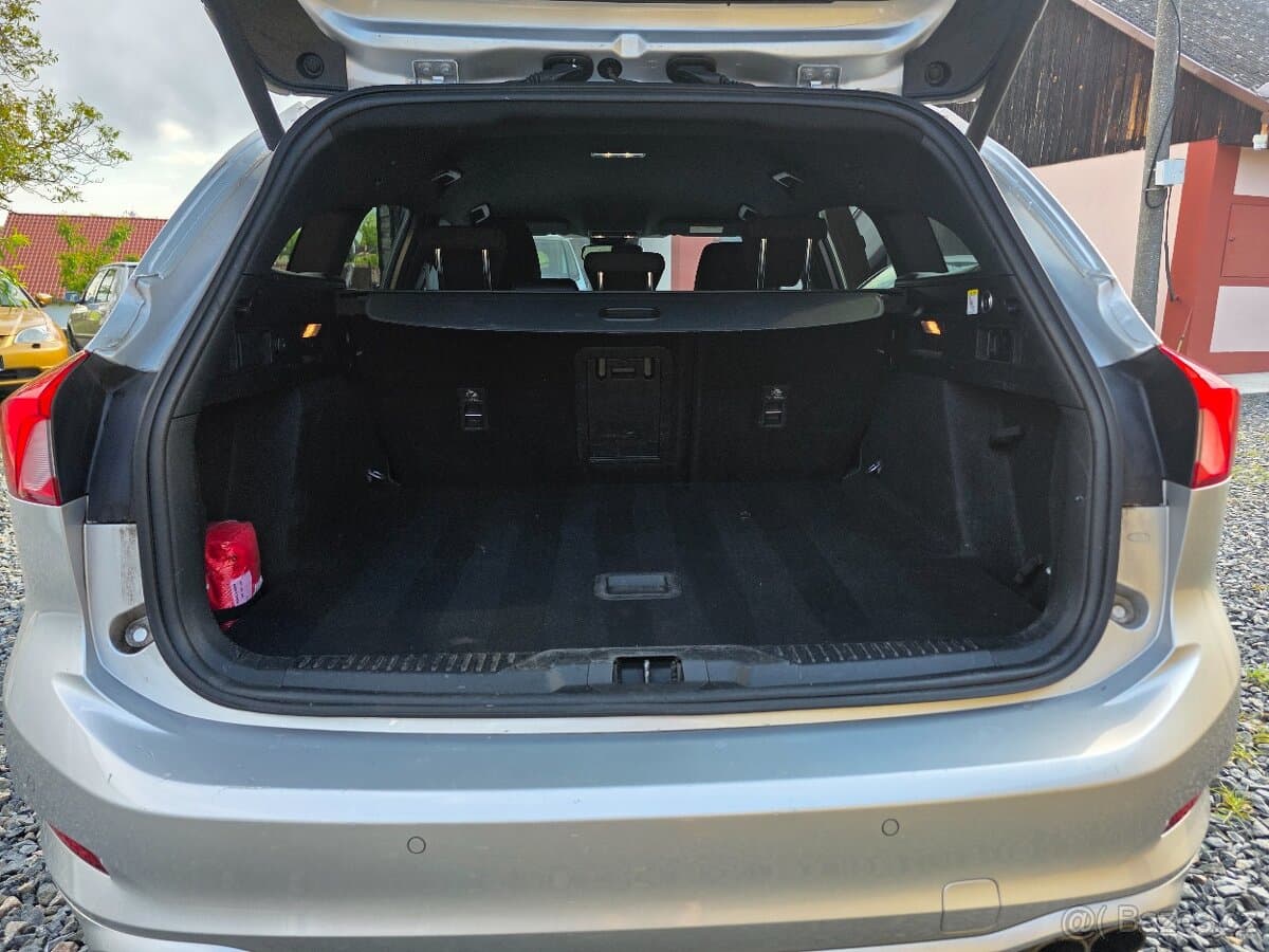 Ford FOCUS - 12