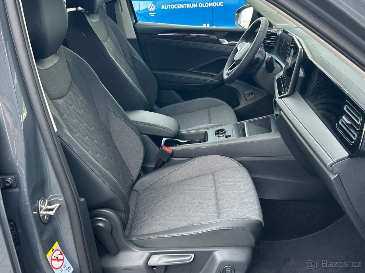 Volkswagen TIGUAN - 12