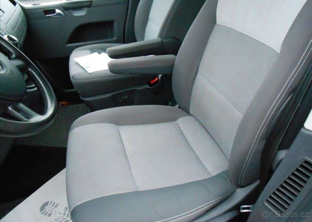 2009 Volkswagen MULTIVAN - 12