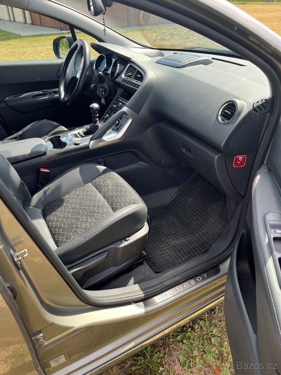 2015 Peugeot 3008 - 12