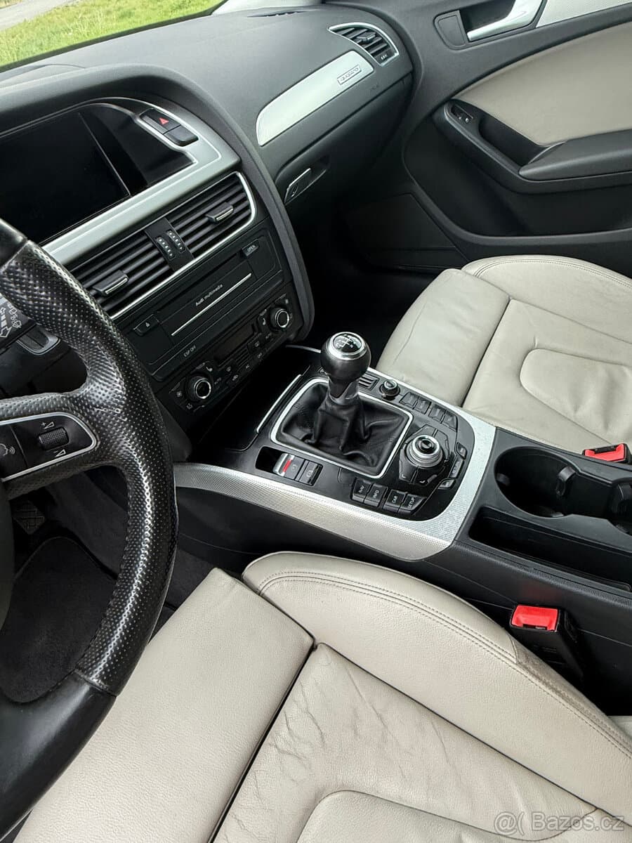 2010 Audi A4 - 12