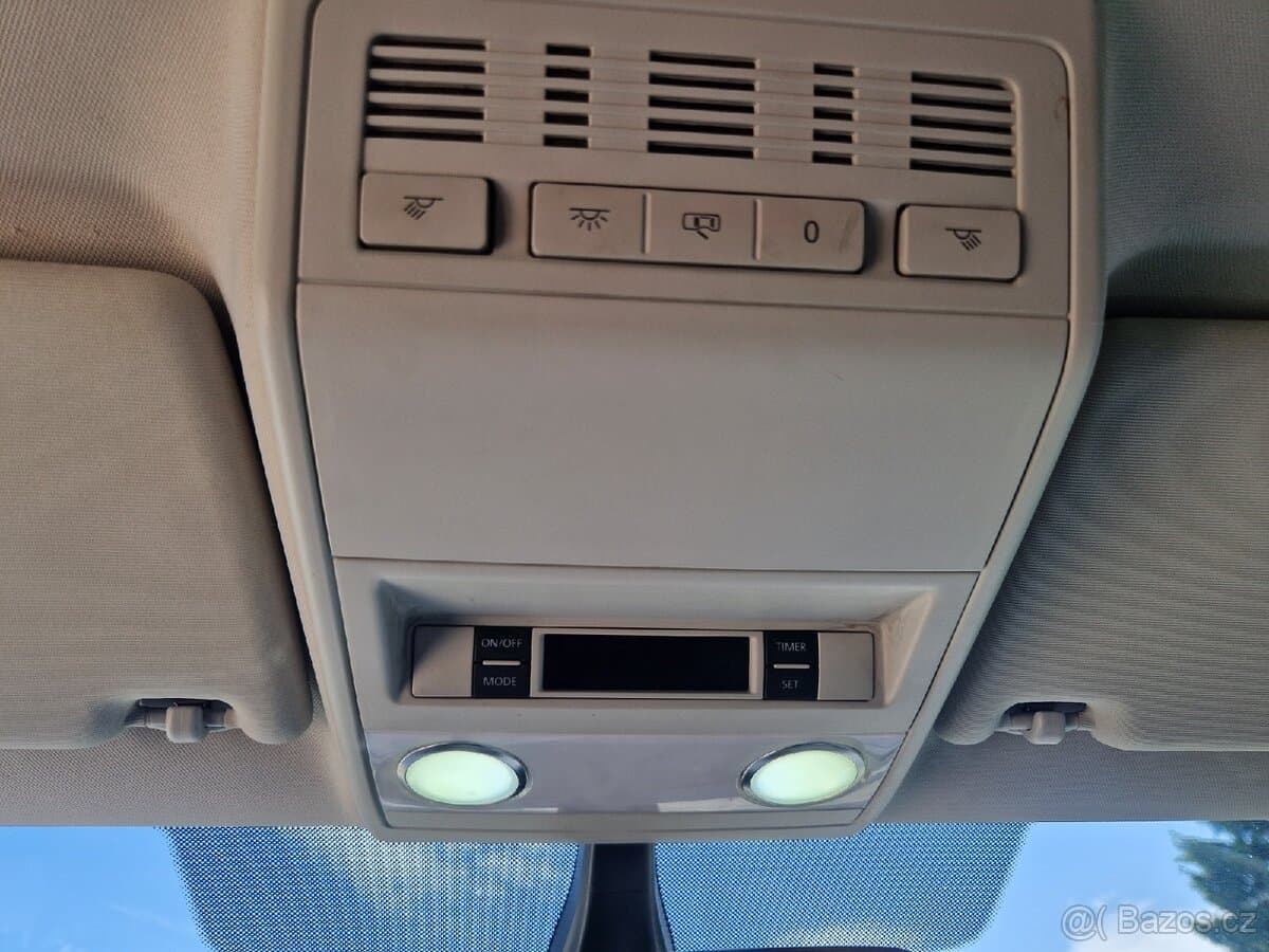 2016 Volkswagen MULTIVAN - 12