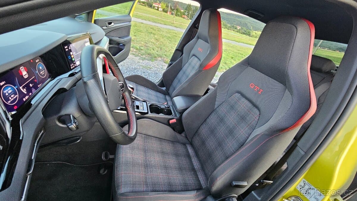 2023 Volkswagen GOLF - 12