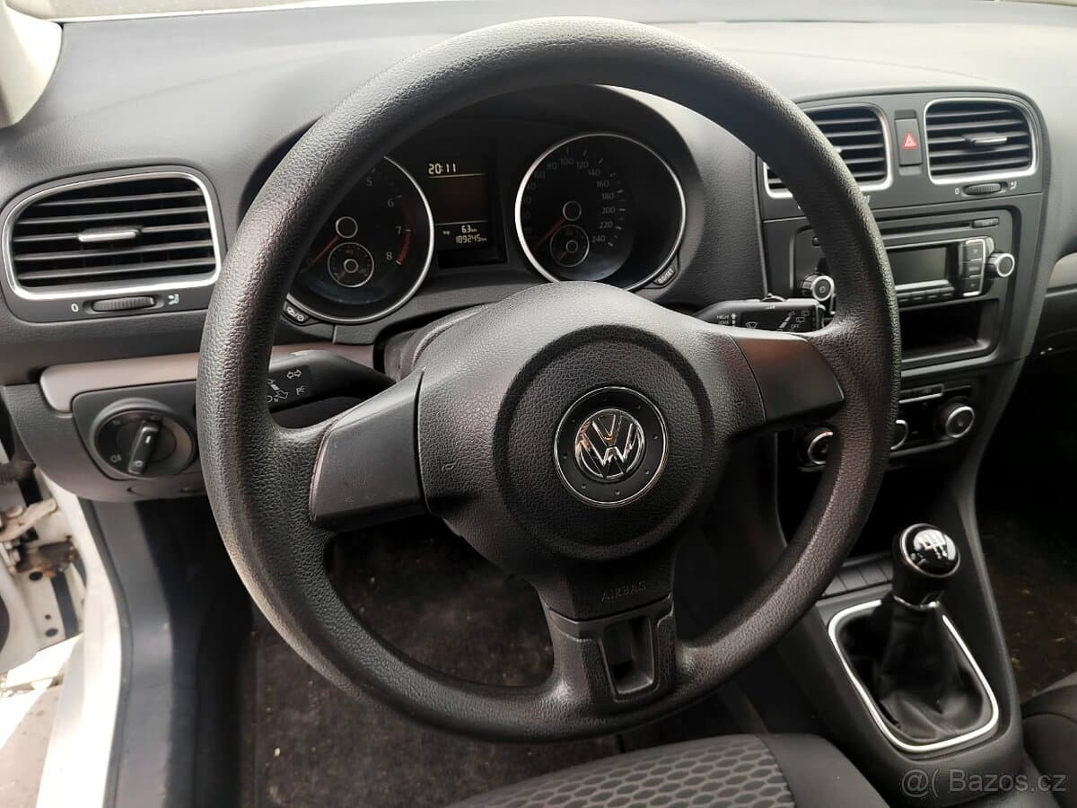 2012 Volkswagen GOLF - 12