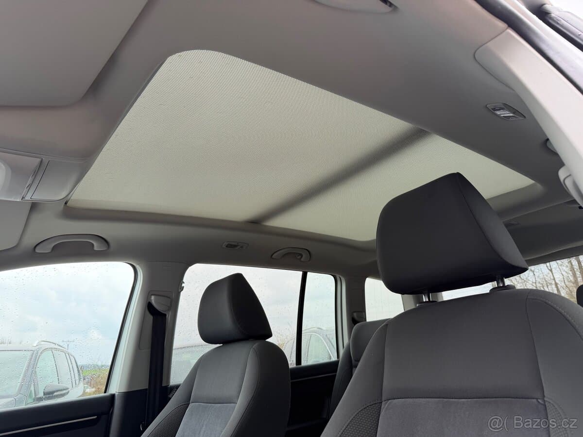 2011 Volkswagen TOURAN - 12