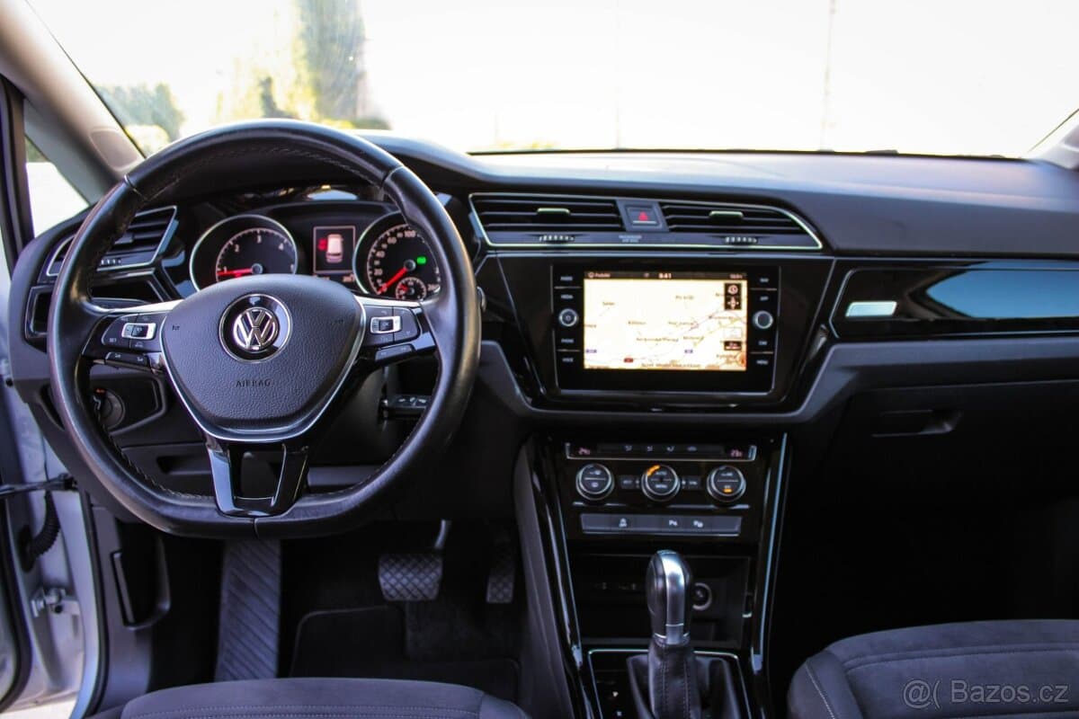 2017 Volkswagen TOURAN - 12
