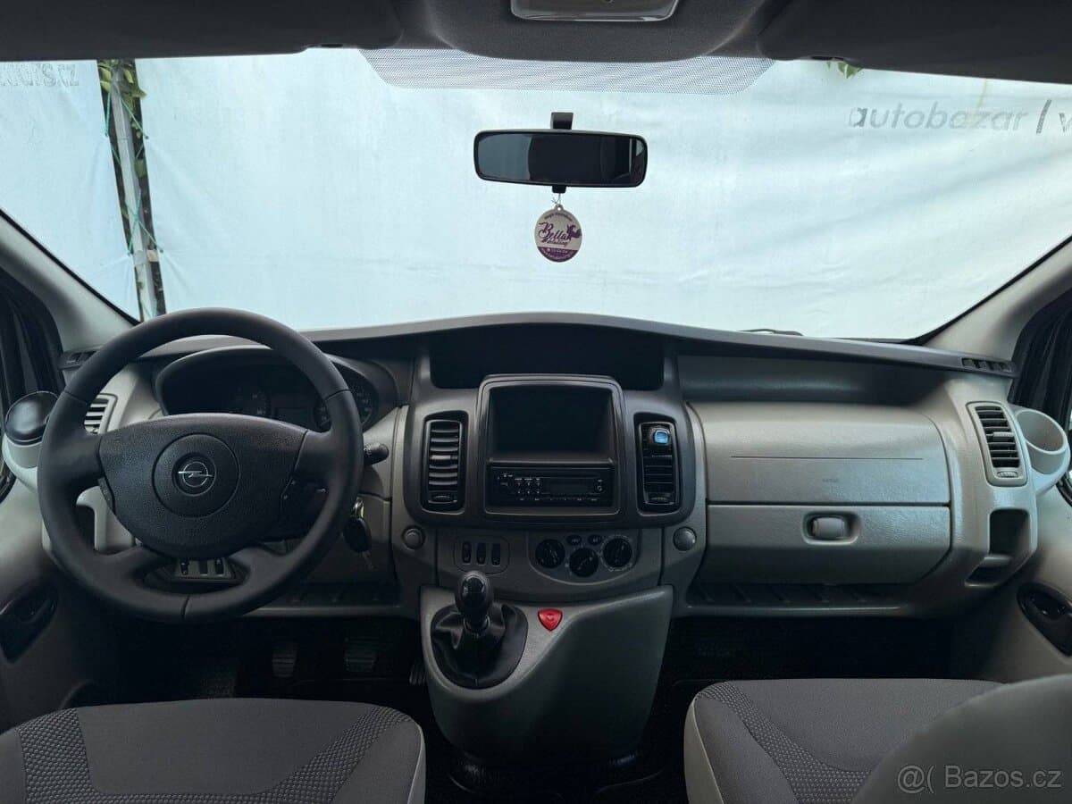 2011 Opel VIVARO - 12