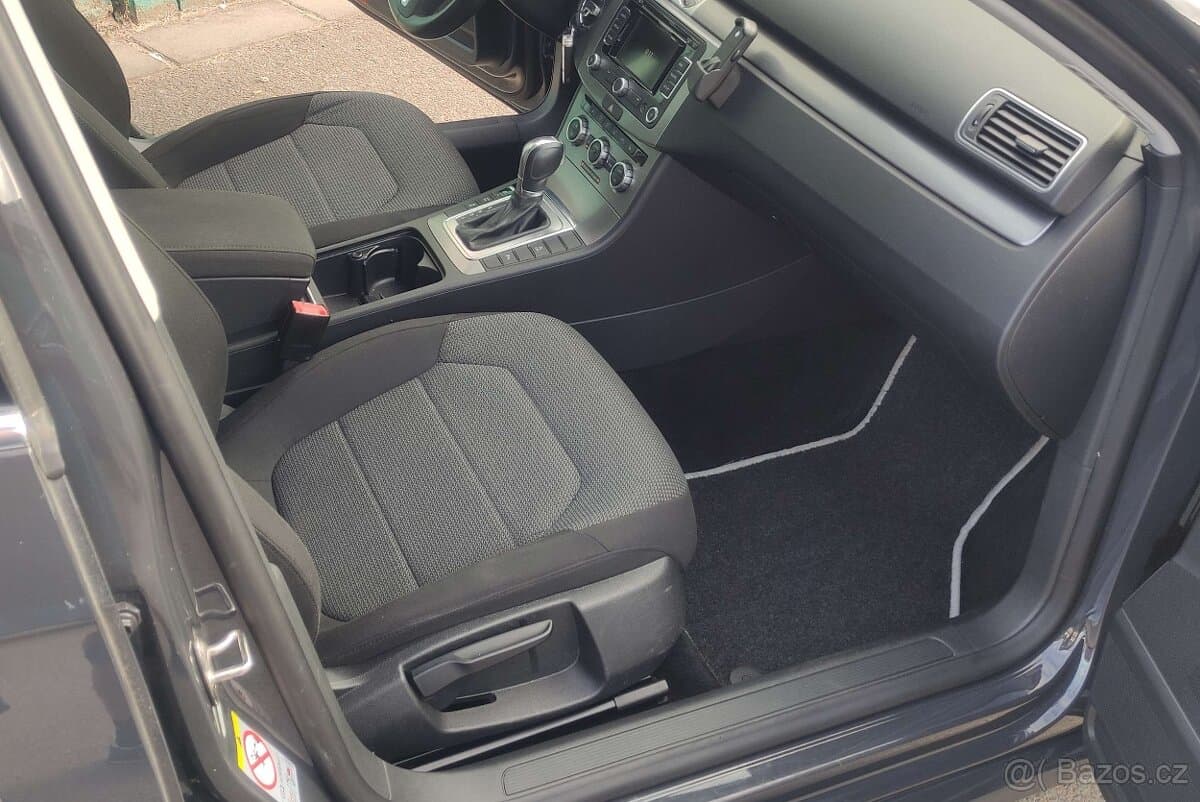 2014 Volkswagen PASSAT - 12