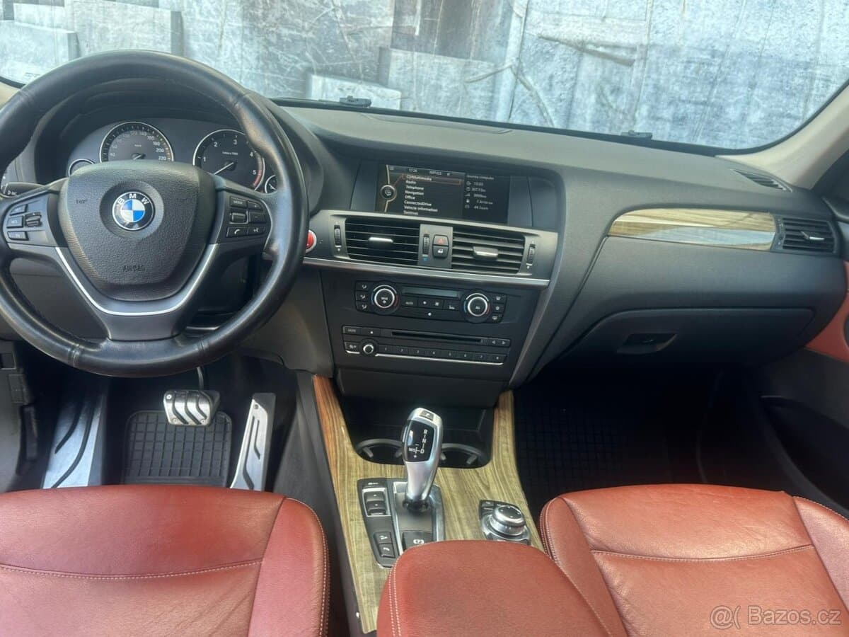 2010 BMW X3 - 12