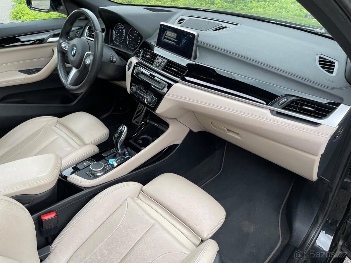 2019 BMW X2 - 12