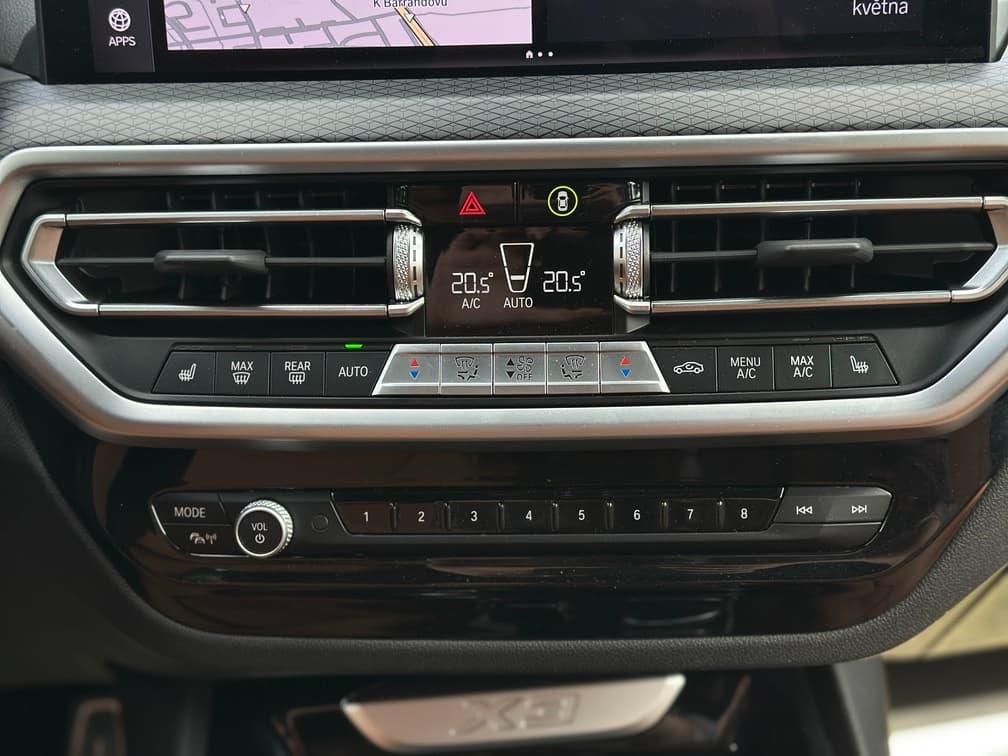 2022 BMW X3 - 12