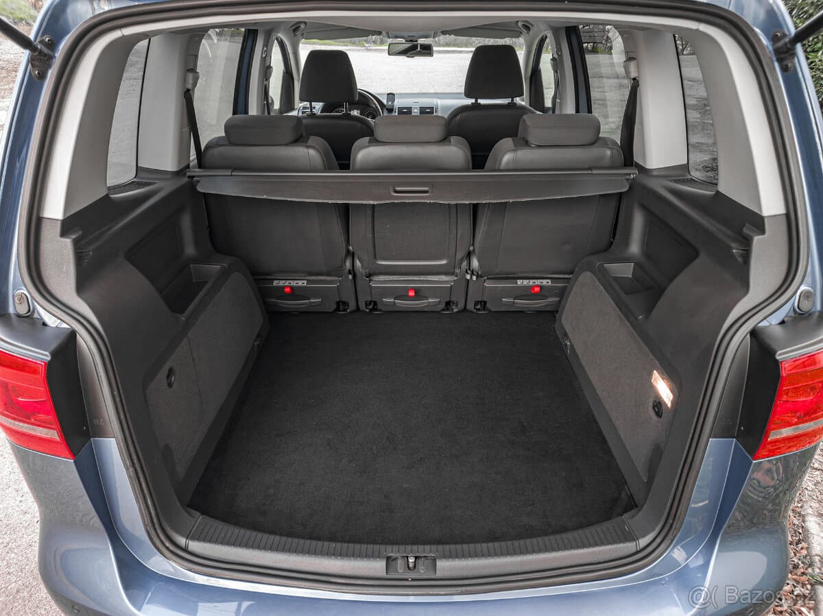 2011 Volkswagen TOURAN - 12
