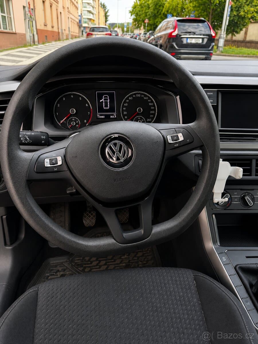 2018 Volkswagen POLO - 12