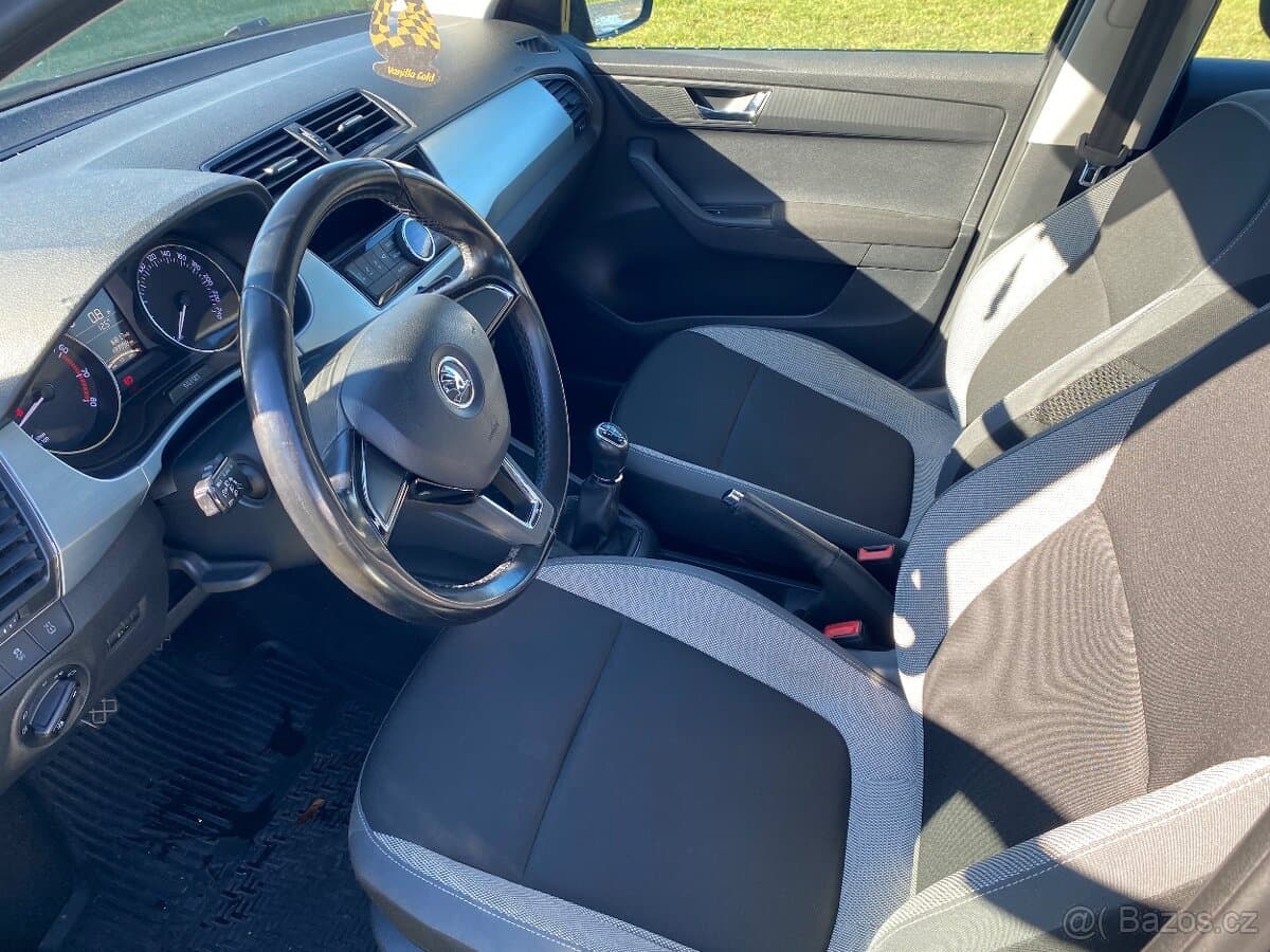 2015 Škoda FABIA - 12
