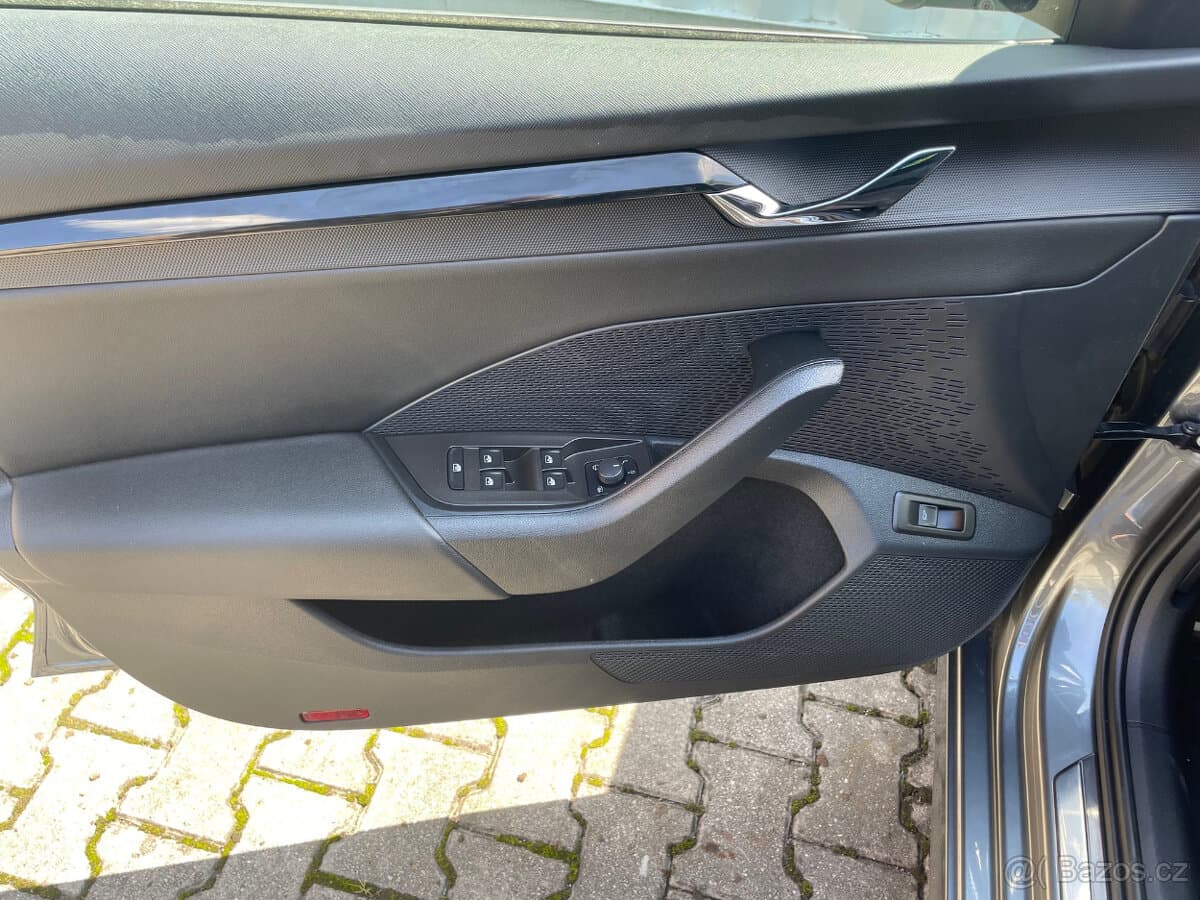 2022 Škoda OCTAVIA - 12