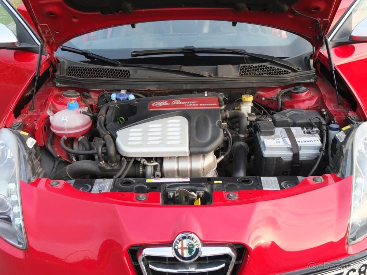 2013 Alfa Romeo GIULIETTA - 12