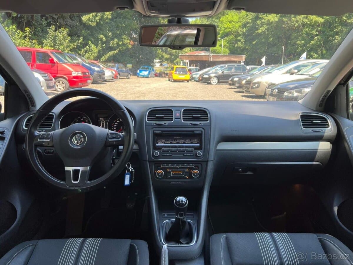 2012 Volkswagen GOLF - 12