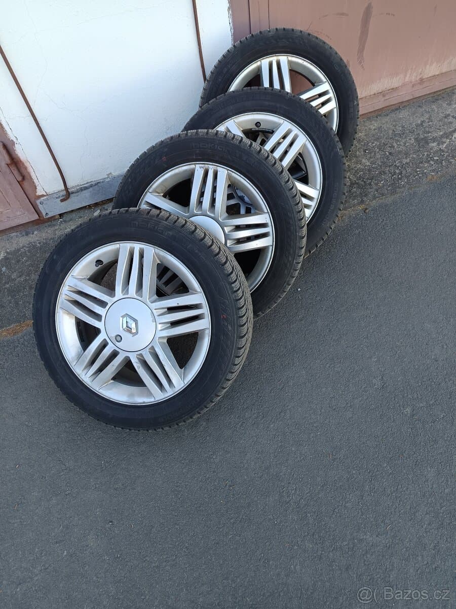 2017 Renault CLIO - 12