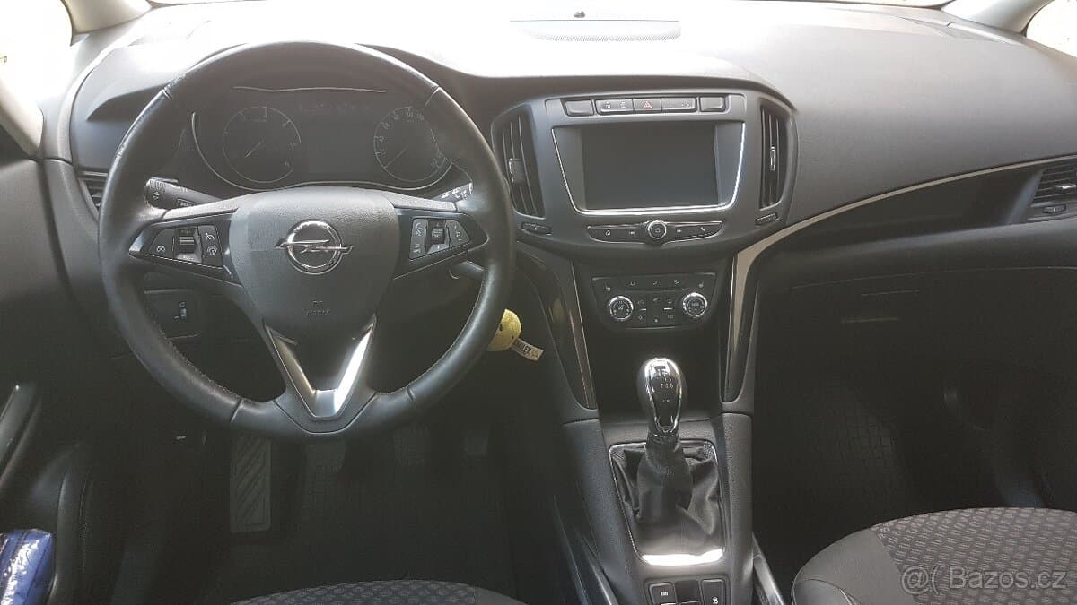 2017 Opel ZAFIRA - 12