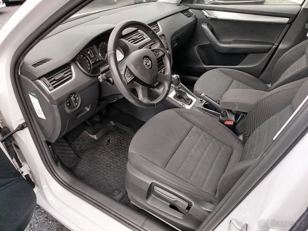 2015 Škoda OCTAVIA - 12