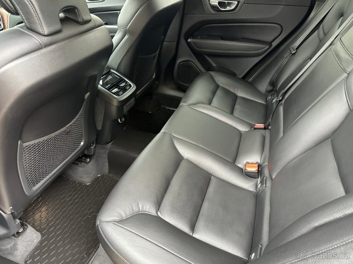 Volvo XC60 - 12