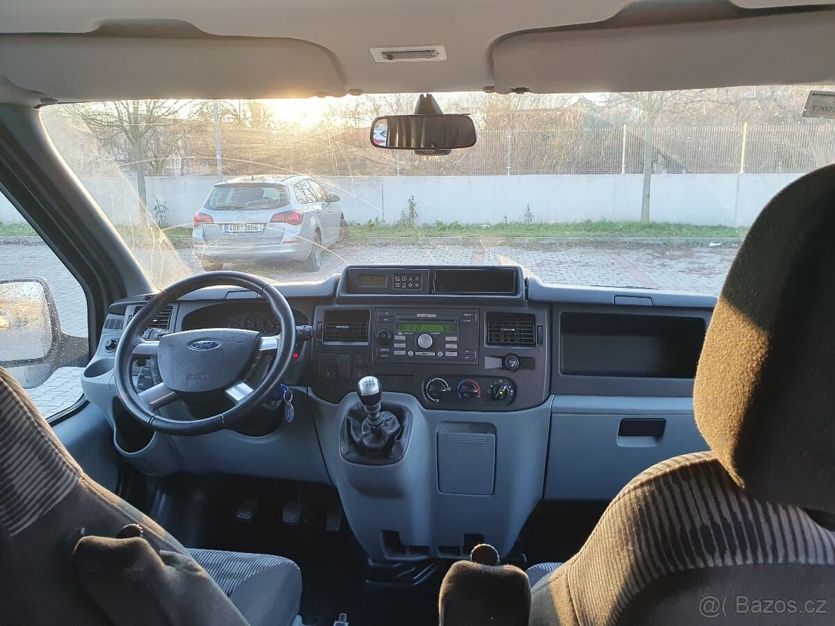 2011 Ford TRANSIT - 12