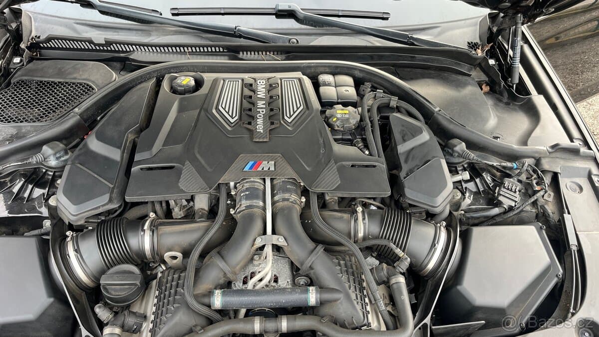 2020 BMW M5 - 12