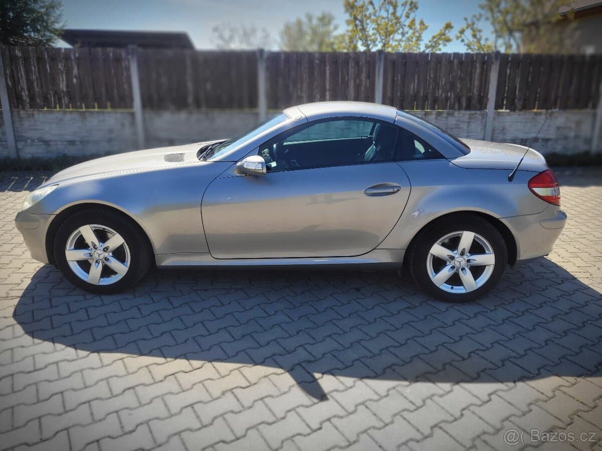 Mercedes-Benz SL - 12