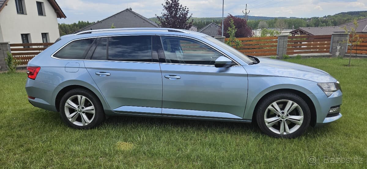 2021 Škoda SUPERB - 12